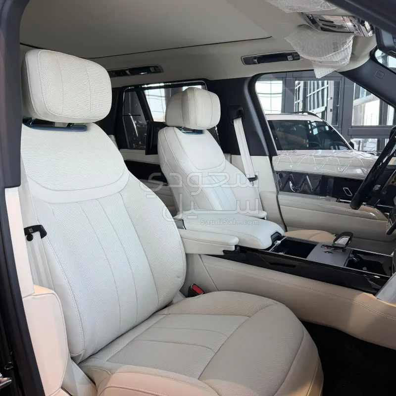 2026 لاند روفر رينج روفر اوتوبيوغرافي