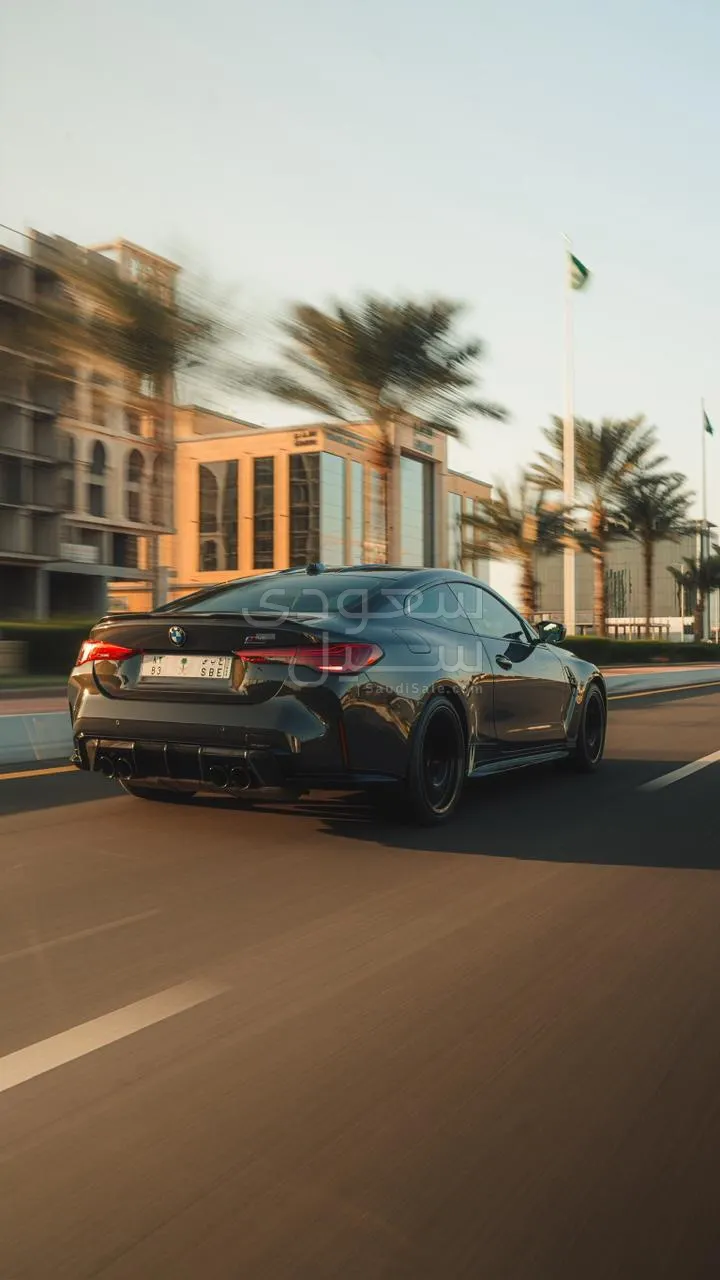 2025 بي ام دبليو الفئة ام إم 4 كومبيتيشن