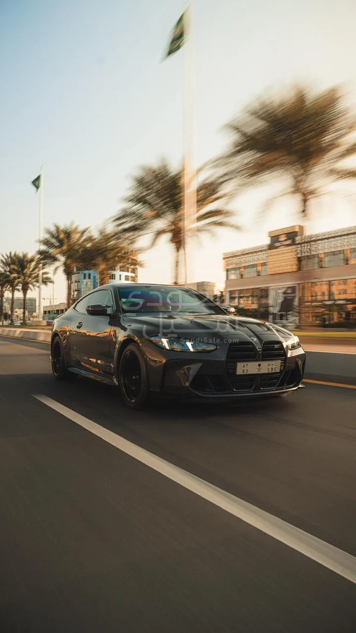 2025 بي ام دبليو الفئة ام إم 4 كومبيتيشن