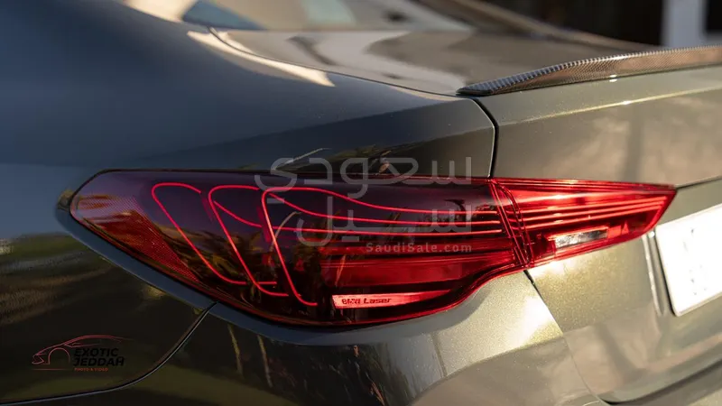 2025 بي ام دبليو الفئة ام إم 4 كومبيتيشن