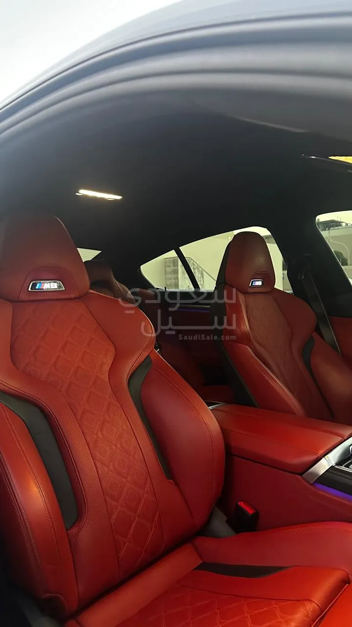 2023 بي ام دبليو الفئة ام إم 8 كومبيتيشن