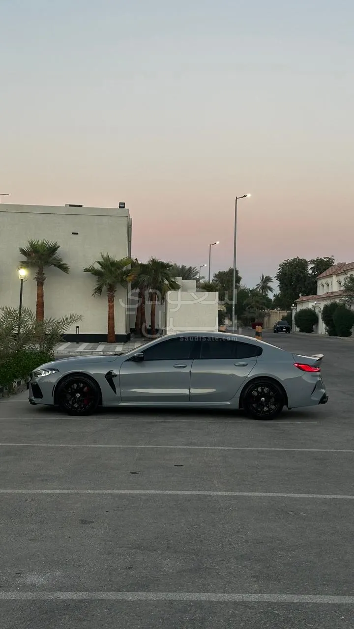 2023 بي ام دبليو الفئة ام إم 8 كومبيتيشن