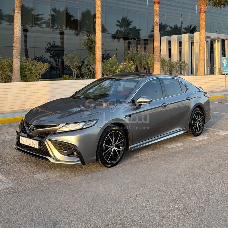 2023 تويوتا كامري اس اي