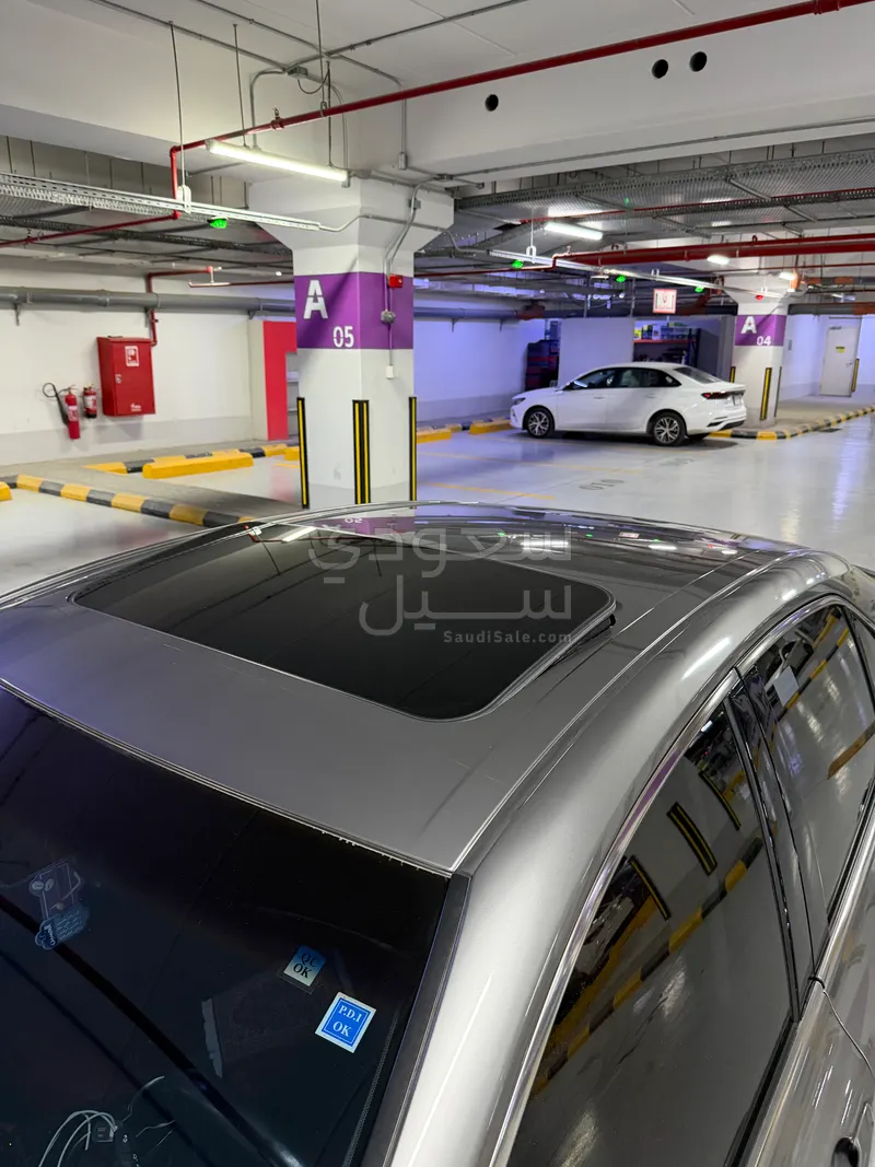 2023 تويوتا كامري اس اي