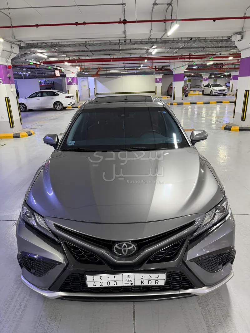 2023 تويوتا كامري اس اي