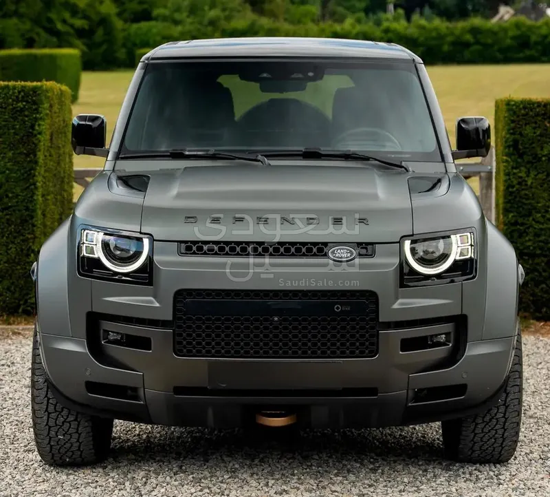 2025 لاند روفر ديفيندر اوكتا