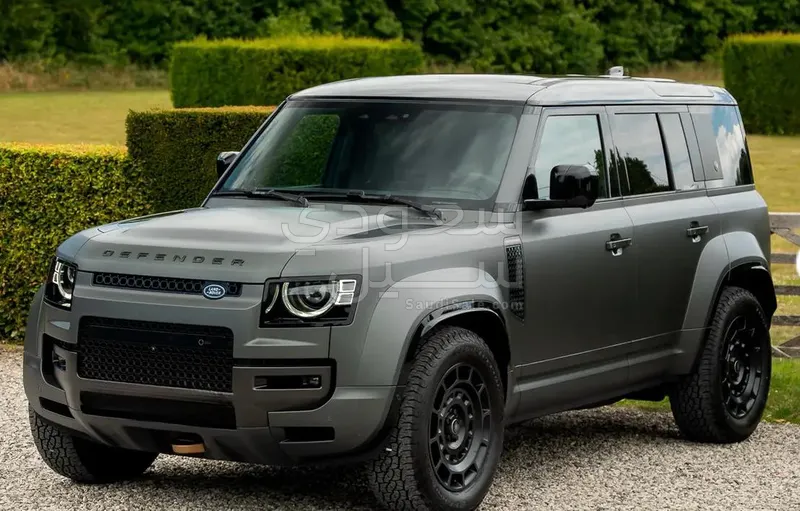 2025 لاند روفر ديفيندر اوكتا