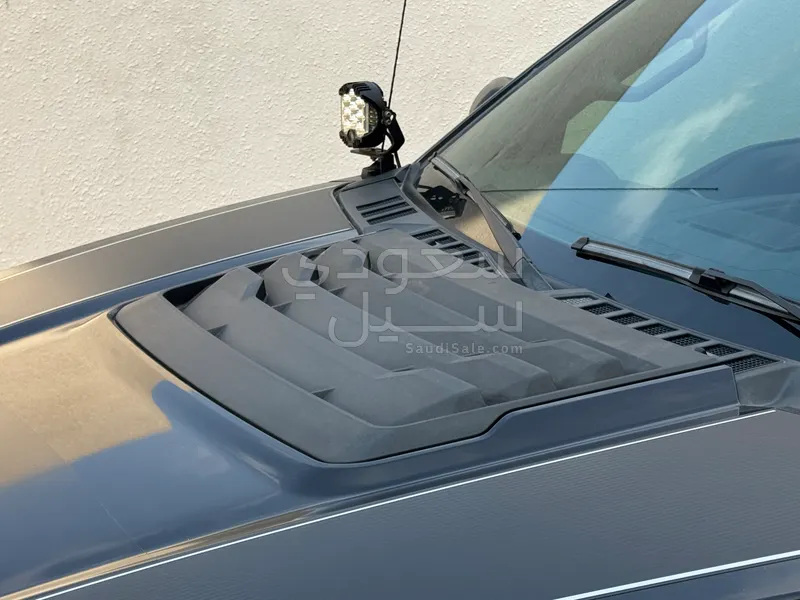 2020 فورد اف 150 رابتور