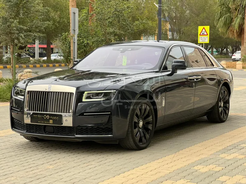 2022 رولز رويس قوست