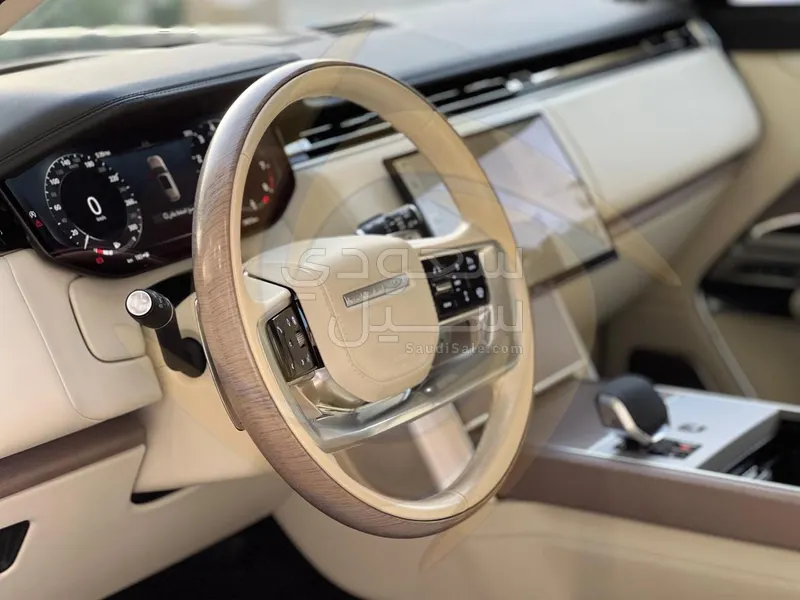 2024 لاند روفر رينج روفر اوتوبيوغرافي