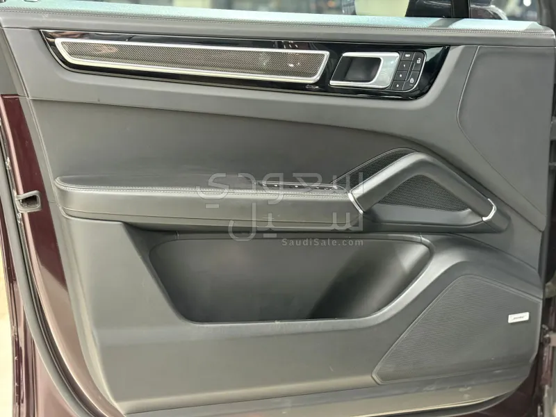 2021 بورش كايين جي تي اس