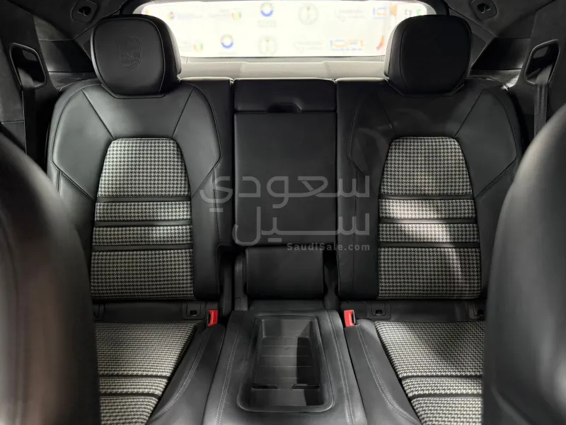 2021 بورش كايين جي تي اس