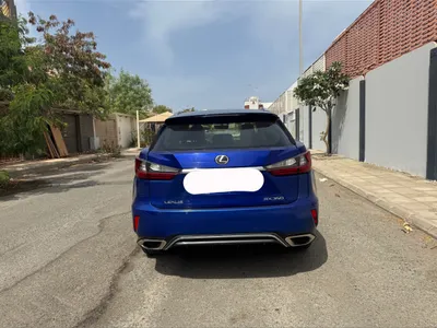 2017 لكزس أر إكس 350