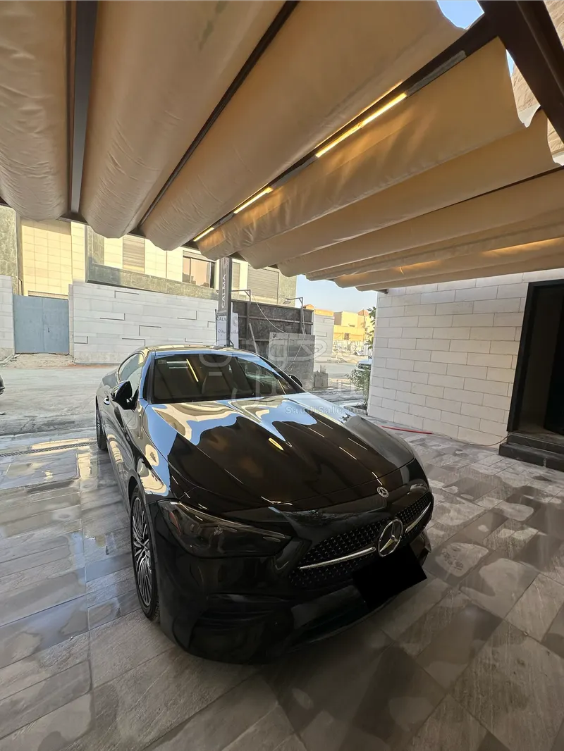 2024 مرسيدس - بنز سي إل إي 300 4 ماتيك