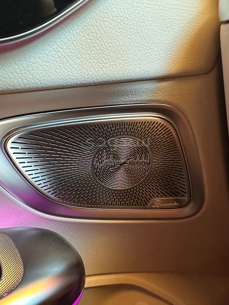 2024 مرسيدس - بنز سي إل إي 300 4 ماتيك