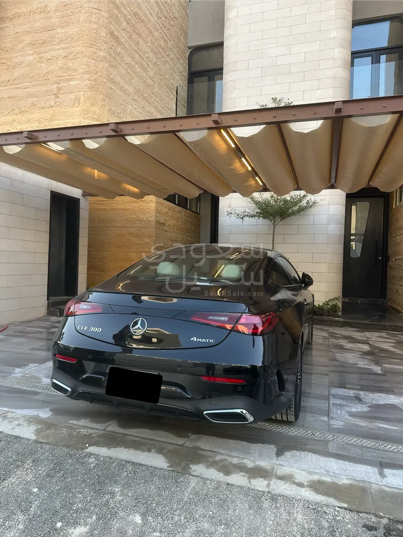 2024 مرسيدس - بنز سي إل إي 300 4 ماتيك