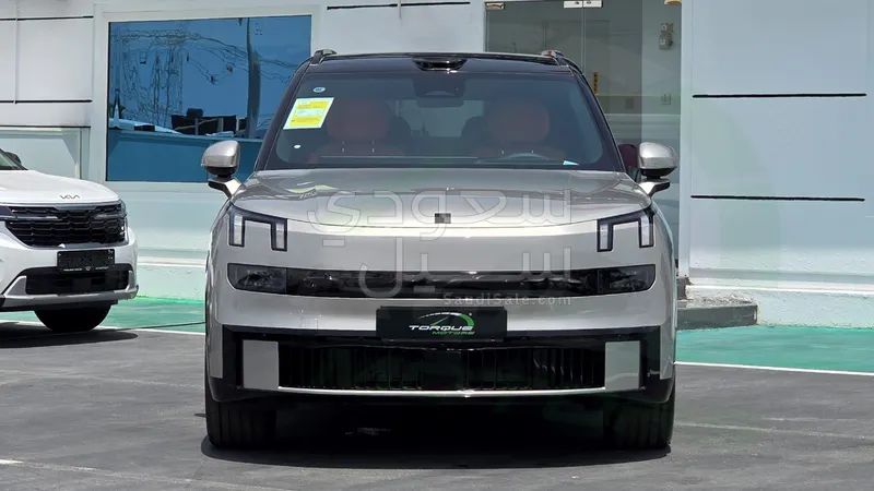 2025 لينك اند كو 900