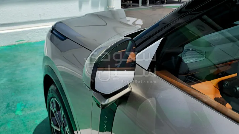 2025 لينك اند كو 900