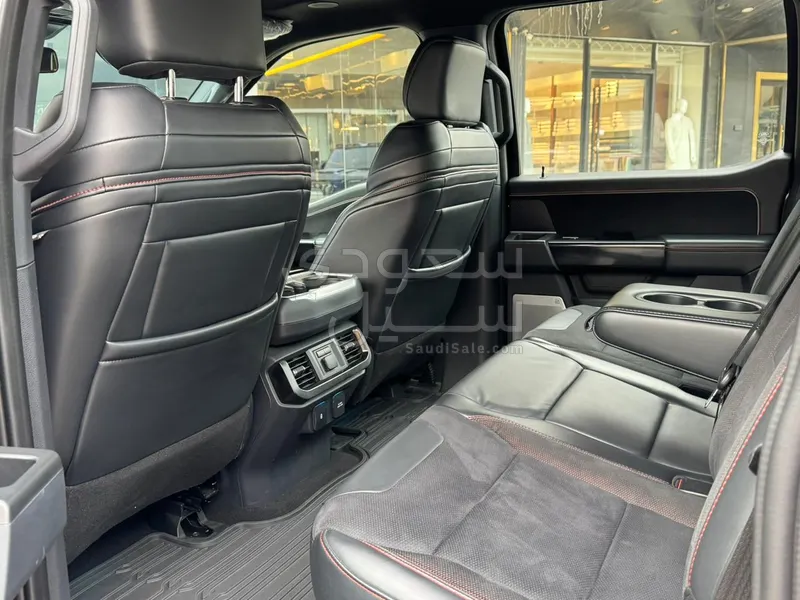 2024 فورد اف 150 رابتور ار