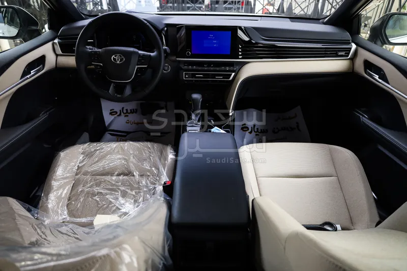 2026 تويوتا كامري ال اي