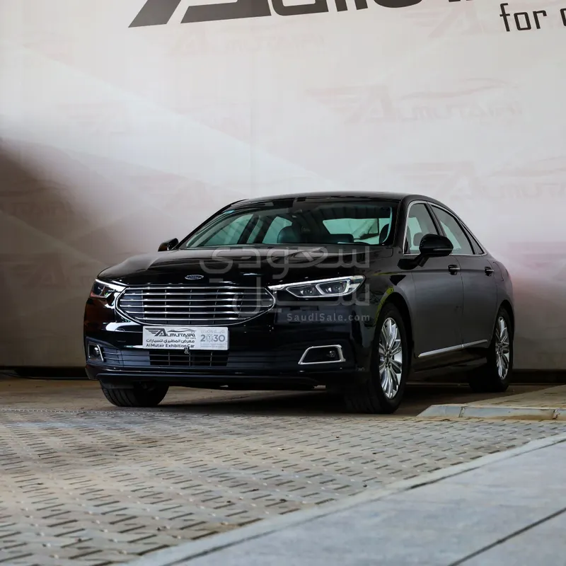 2022 فورد توروس ترند