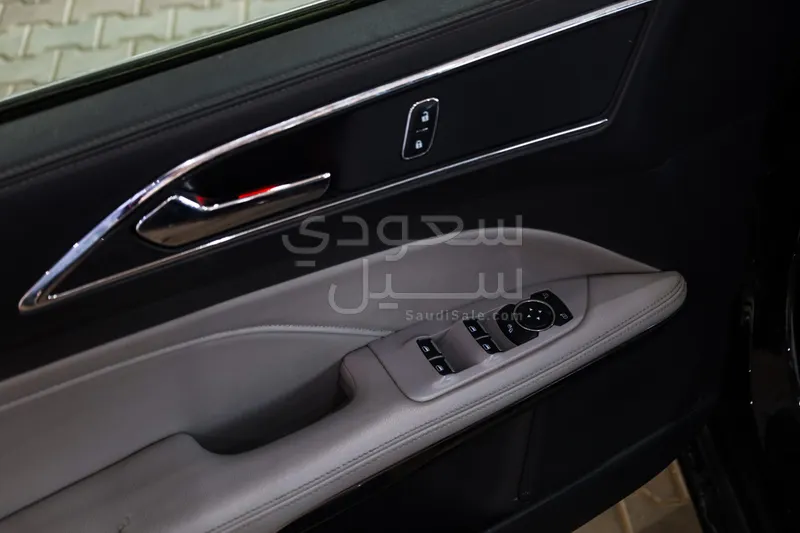 2022 فورد توروس ترند