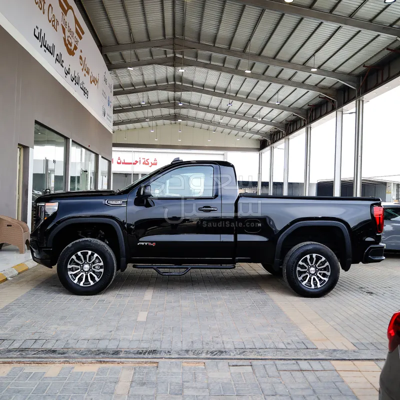 2022 جي ام سي سييرا اي تي 4