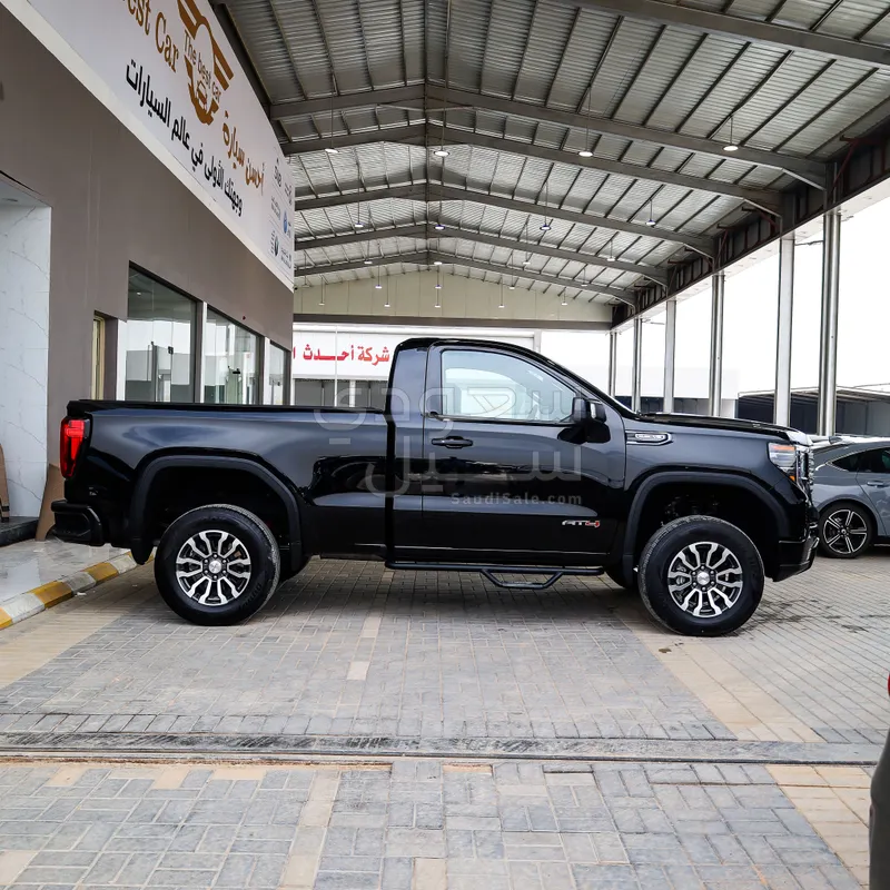 2022 جي ام سي سييرا اي تي 4