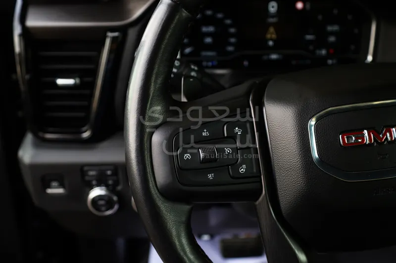 2022 جي ام سي سييرا اي تي 4