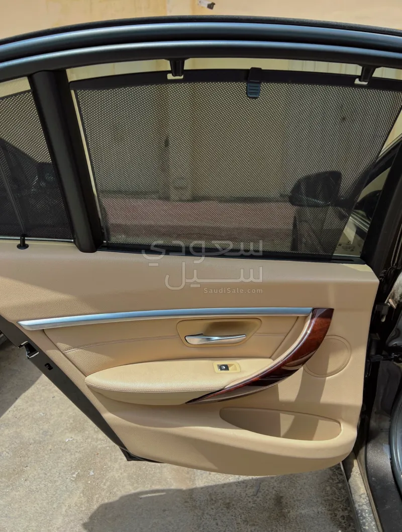 2018 بي ام دبليو الفئة الثالثة 320 أي