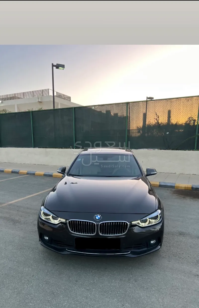 2018 بي ام دبليو الفئة الثالثة 320 أي