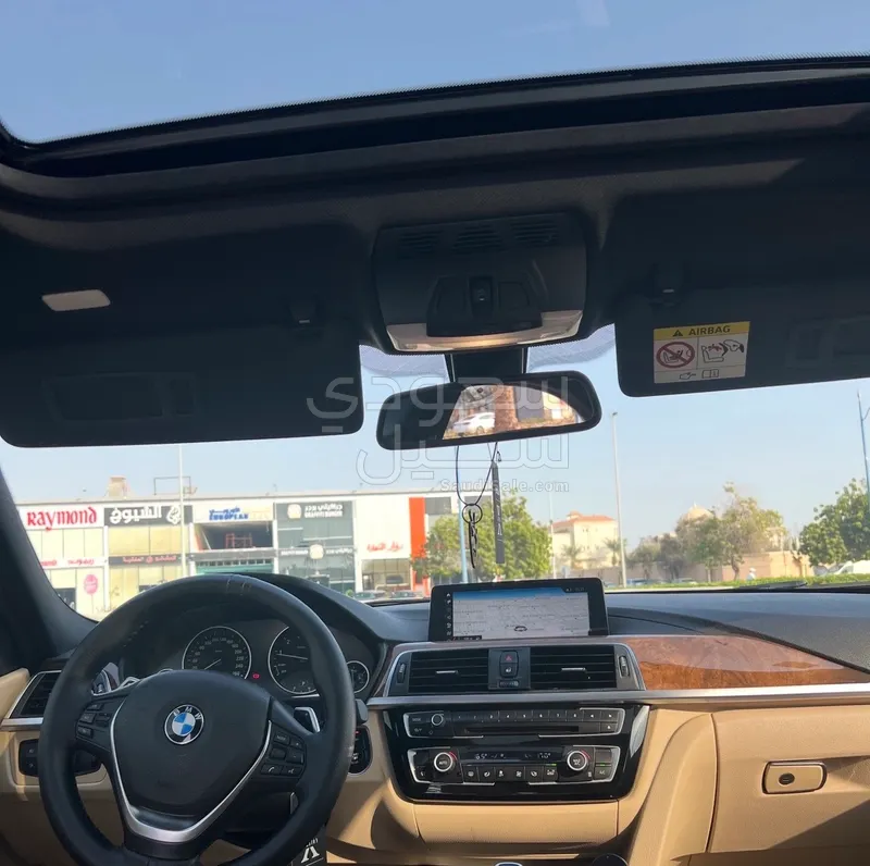 2018 بي ام دبليو الفئة الثالثة 320 أي