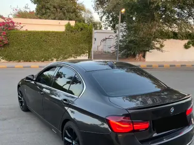 2018 بي ام دبليو الفئة الثالثة 320 أي