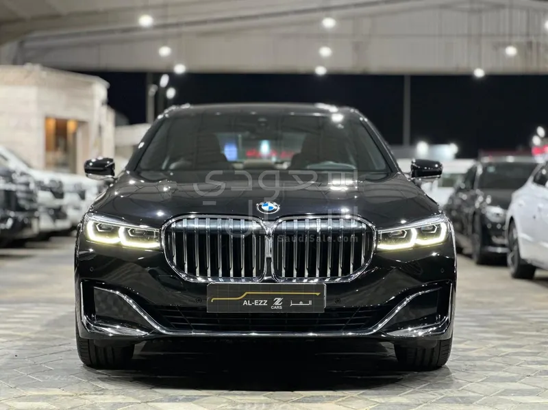 2020 بي ام دبليو الفئة السابعة 730 إل أي