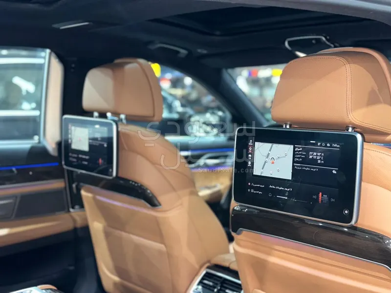 2020 بي ام دبليو الفئة السابعة 730 إل أي