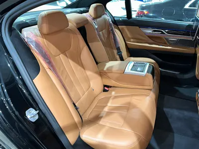 2020 بي ام دبليو الفئة السابعة 730 إل أي