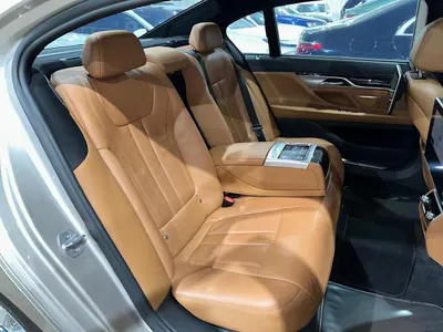 2018 بي ام دبليو الفئة السابعة 730 إل أي