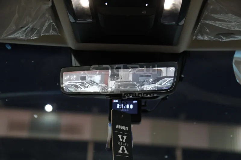 2025 تويوتا برادو في اكس