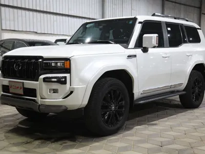 2025 تويوتا برادو في اكس