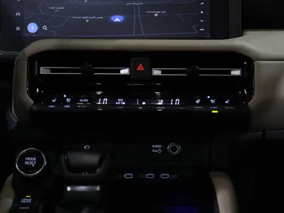 2025 تويوتا برادو في اكس