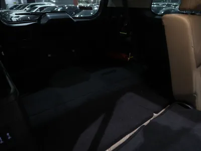 2025 تويوتا برادو في اكس