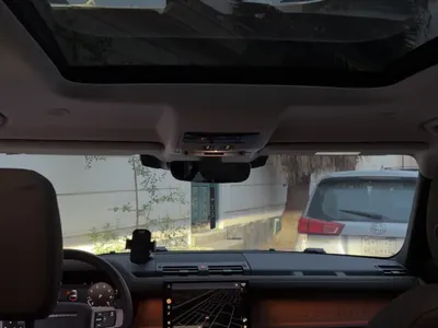 2023 لاند روفر ديفيندر 90