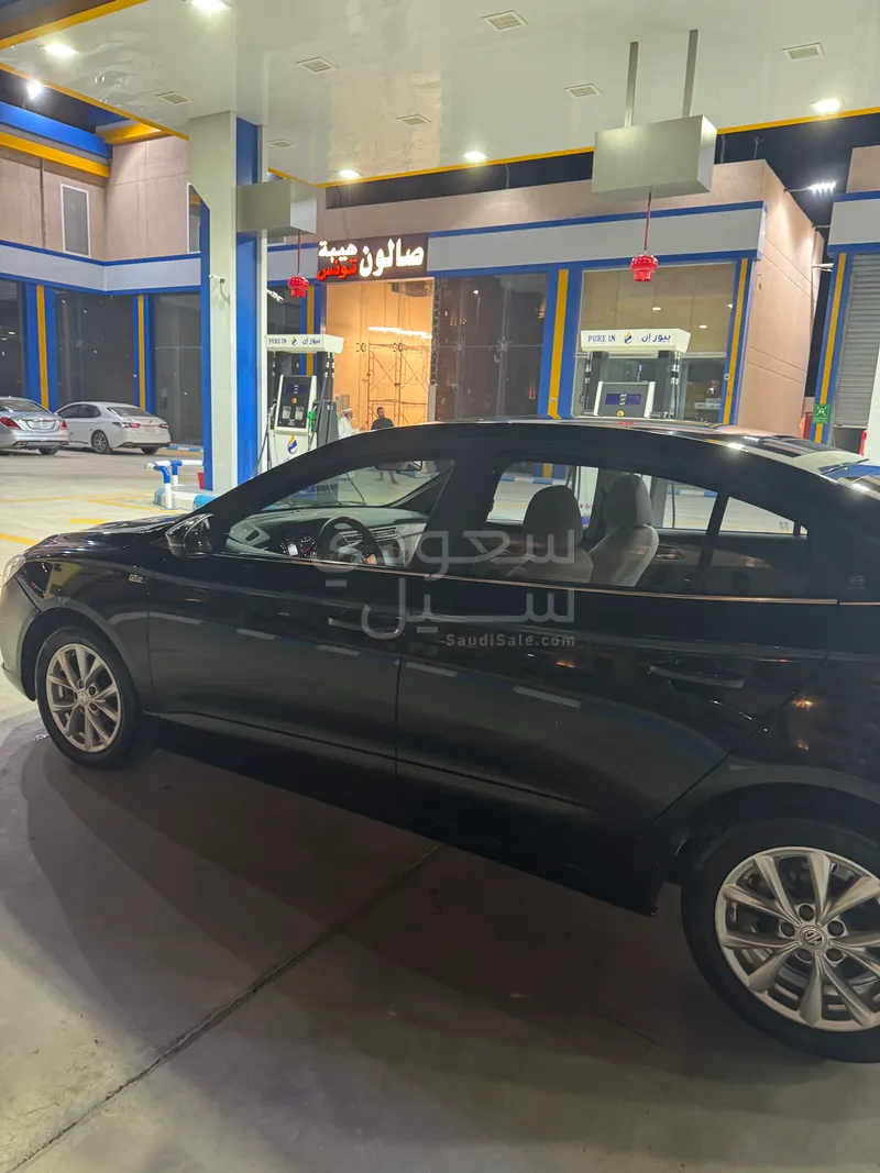 2021 ام جي ام جي 5