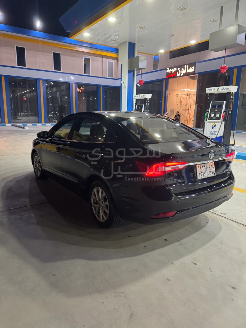 2021 ام جي ام جي 5