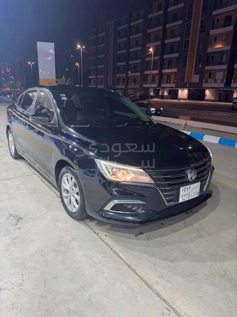 2021 ام جي ام جي 5