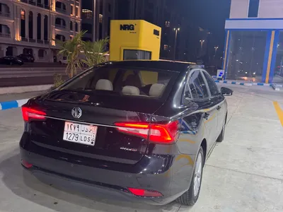 2021 ام جي ام جي 5