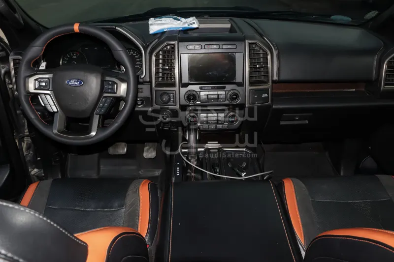 2017 فورد اف 150 رابتور