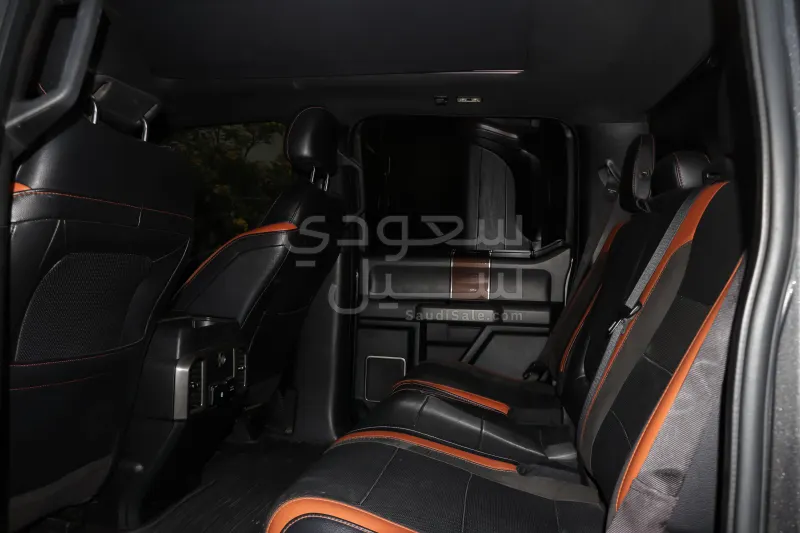 2017 فورد اف 150 رابتور