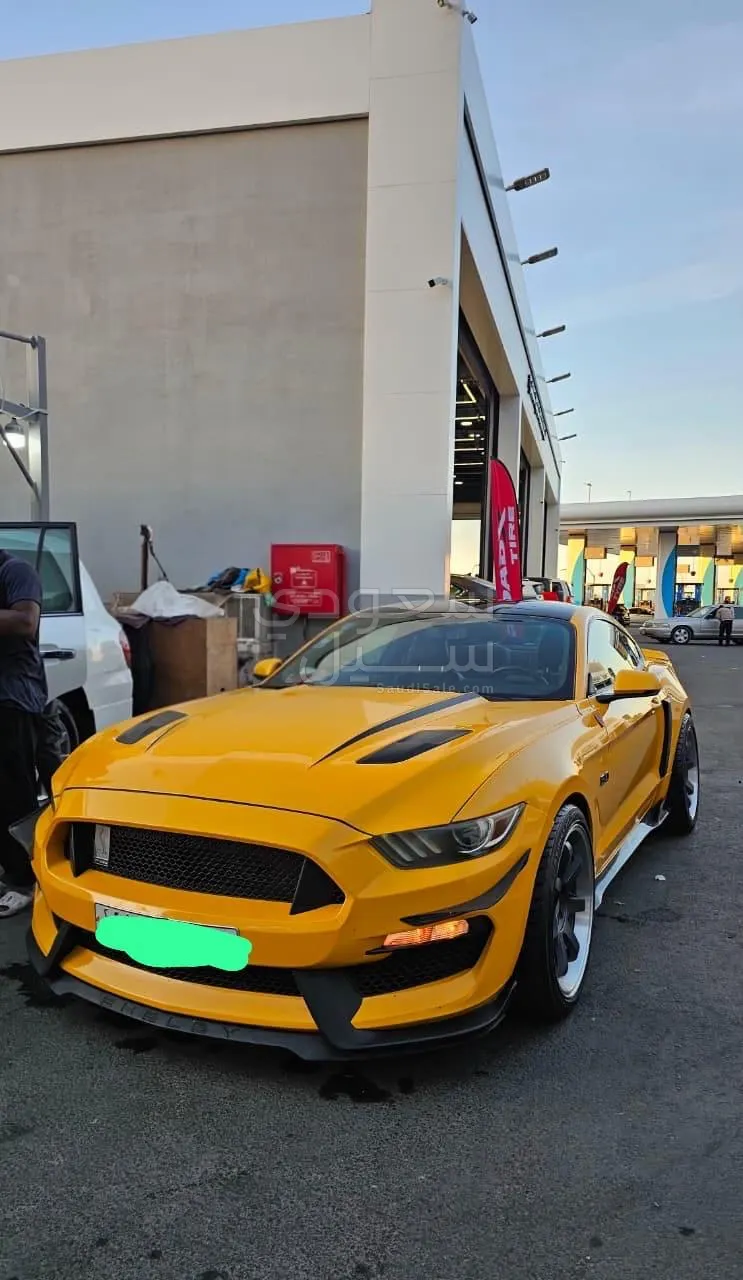 2016 فورد موستانغ جي تي