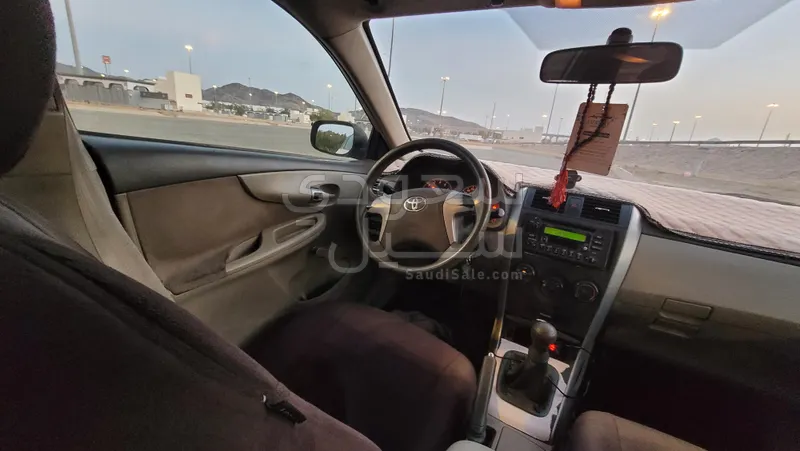 2009 تويوتا كورولا